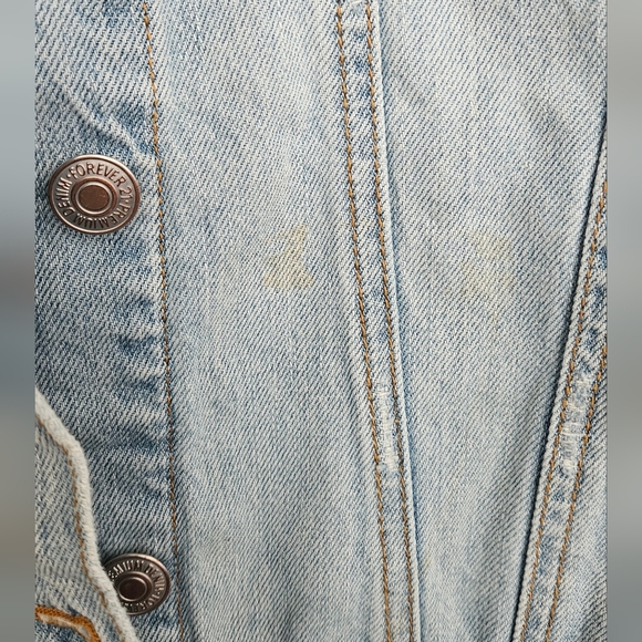 Ripped Denim Jacket (S) - Picture 3 of 6